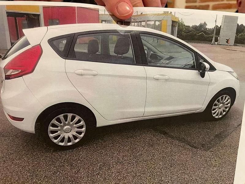 Usata Ford Fiesta Titanium 71 CV (52 kW) 2010 Berlina