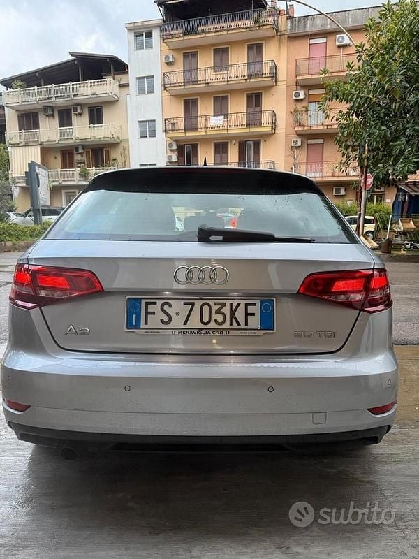 Usata Audi A3 Business 116 CV (85 kW) 2018 Grigio Berlina