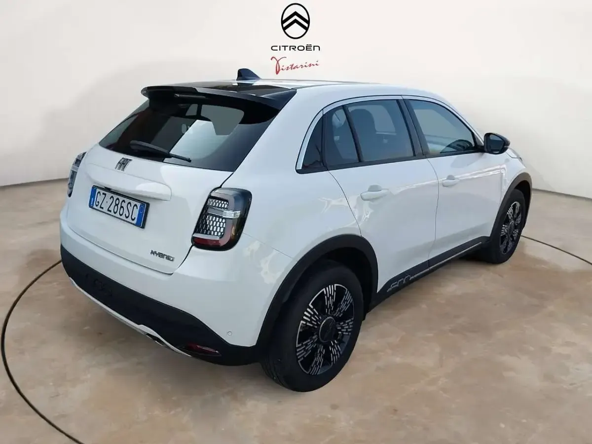 Usata Fiat 600 Pop 145 CV (106 kW) 2025 Bianco SUV