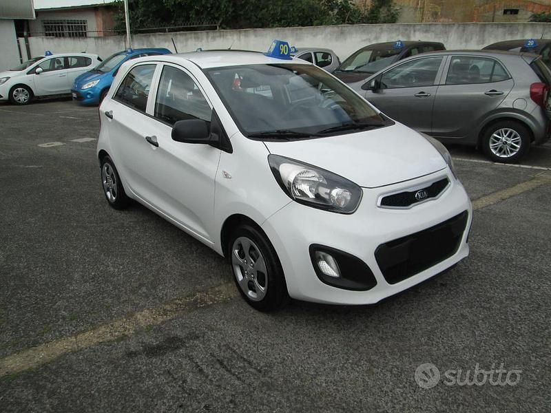 Usata Kia Picanto City 69 CV (50 kW) 2013 Bianco pastello Utilitaria
