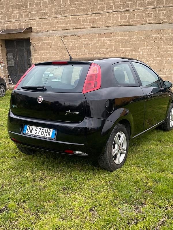Usata Fiat Grande Punto 2009 Nero Utilitaria