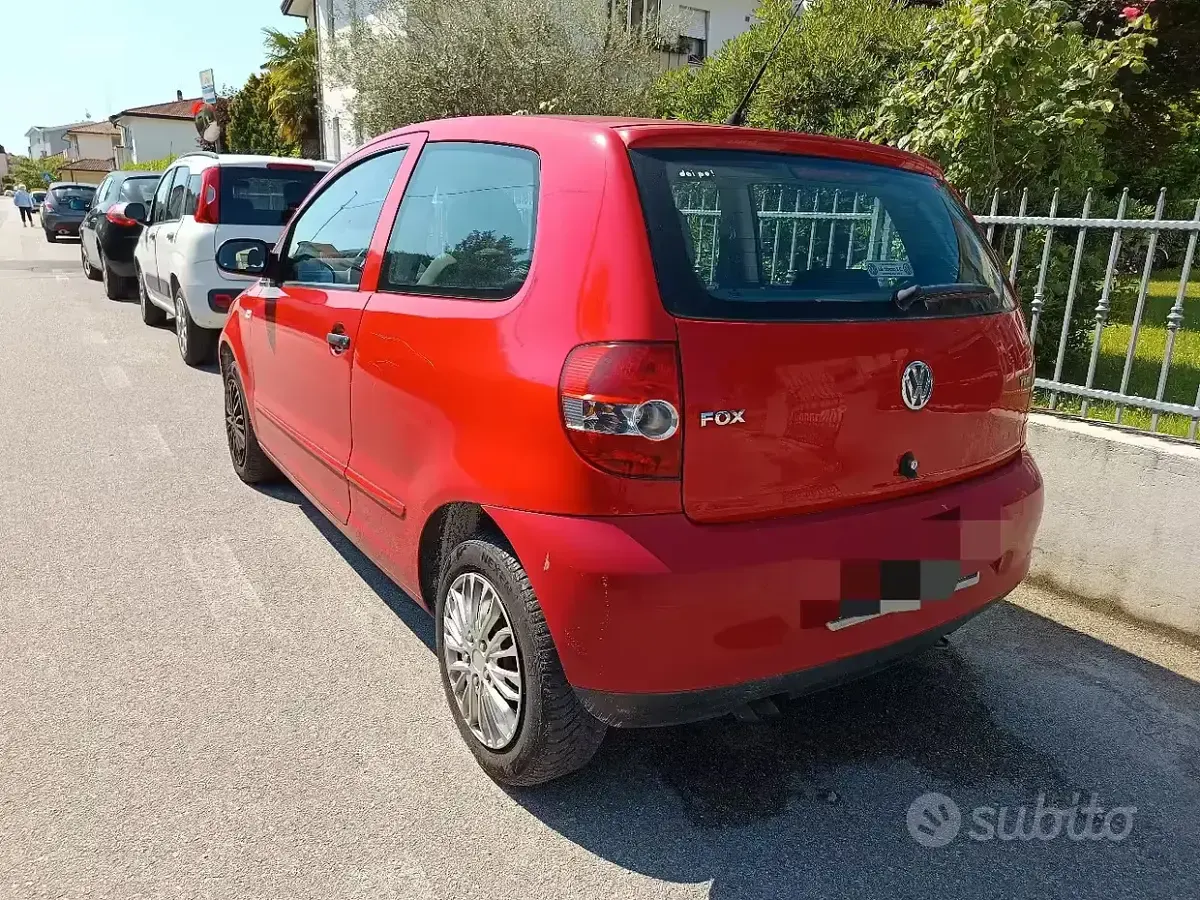Usata VW Fox 69 CV (50 kW) 2010 Utilitaria