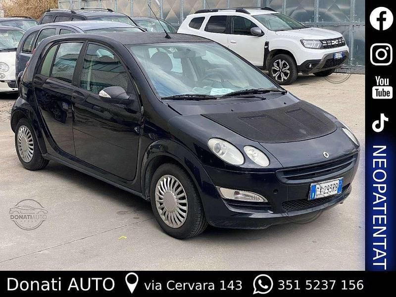 Nero Usata 2005 Smart ForFour Utilitaria | 2400 € (Super prezzo) - Immagine 1/4