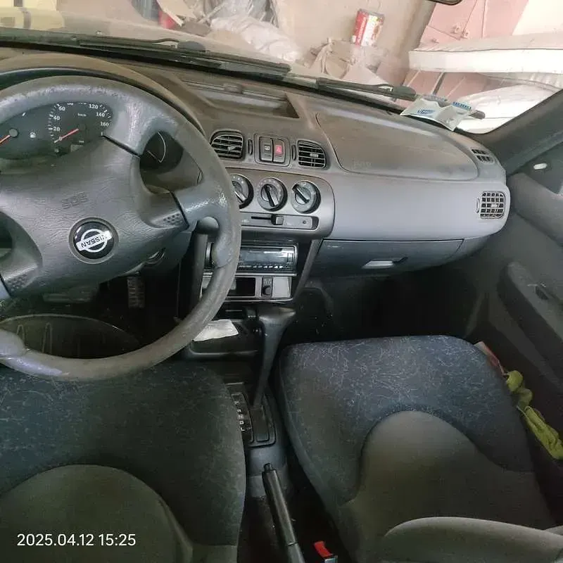 Usata Nissan Micra 82 CV (60 kW) 2002 Nero Utilitaria