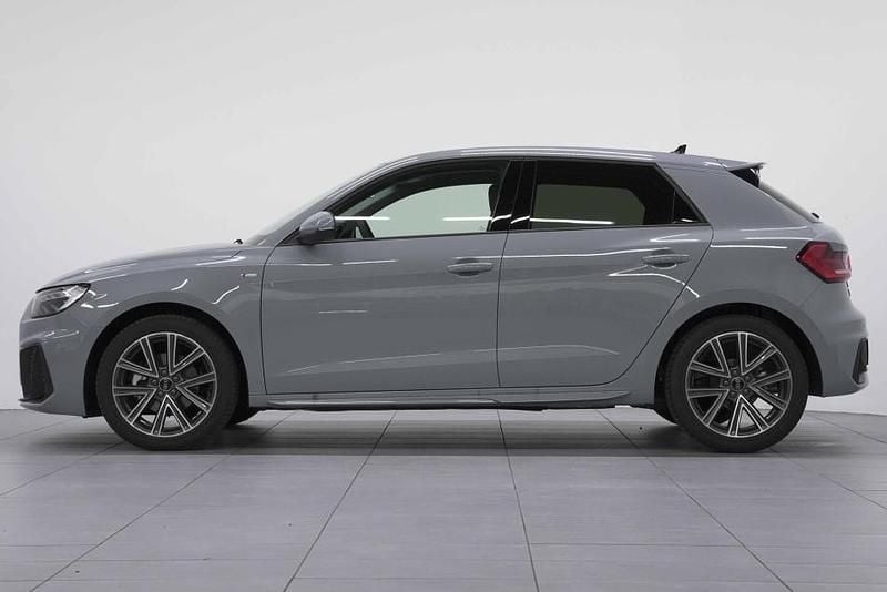 Nuova Audi A1 Sportback S-Line 116 CV (85 kW) 2026 Grigio Utilitaria