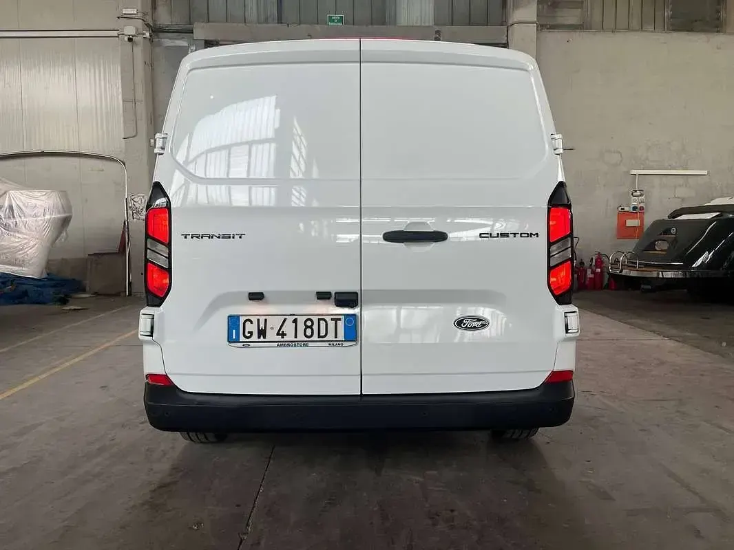 Usata Ford Transit Custom 136 CV (100 kW) 2024 Bianco Furgone