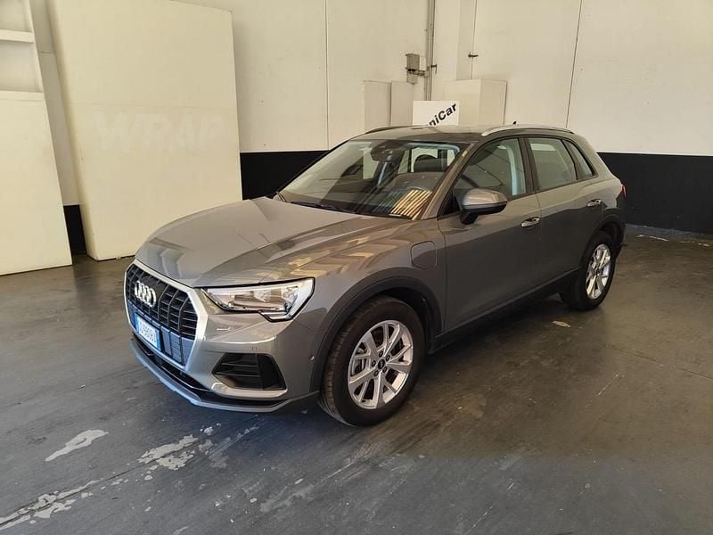 Usata Audi Q3 Business Plus 150 CV (110 kW) 2021 Grigio SUV