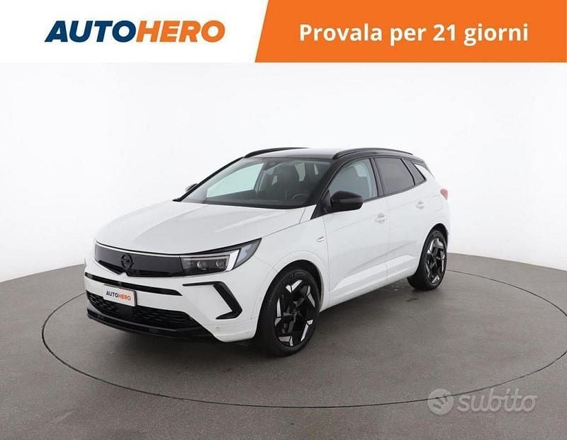 Bianco Usata 2023 Opel Grandland X GSe SUV | 24.499 € (Buon prezzo) - Immagine 1/4