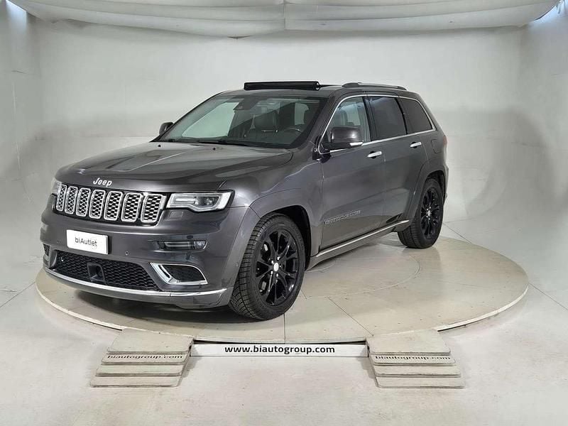 Grigio Usata 2019 Jeep Grand Cherokee Summit SUV | 27.000 € (Cara) - Immagine 1/4