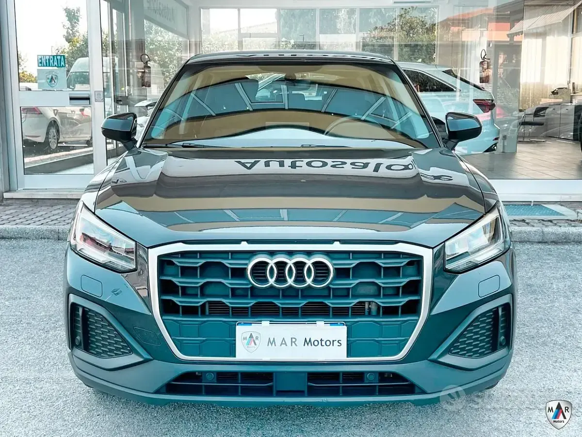 Usata Audi Q2 Business 116 CV (85 kW) 2022 Grigio SUV