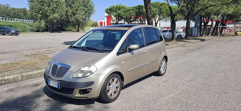 Usata Lancia Musa 95 CV (69 kW) 2007 Monovolume