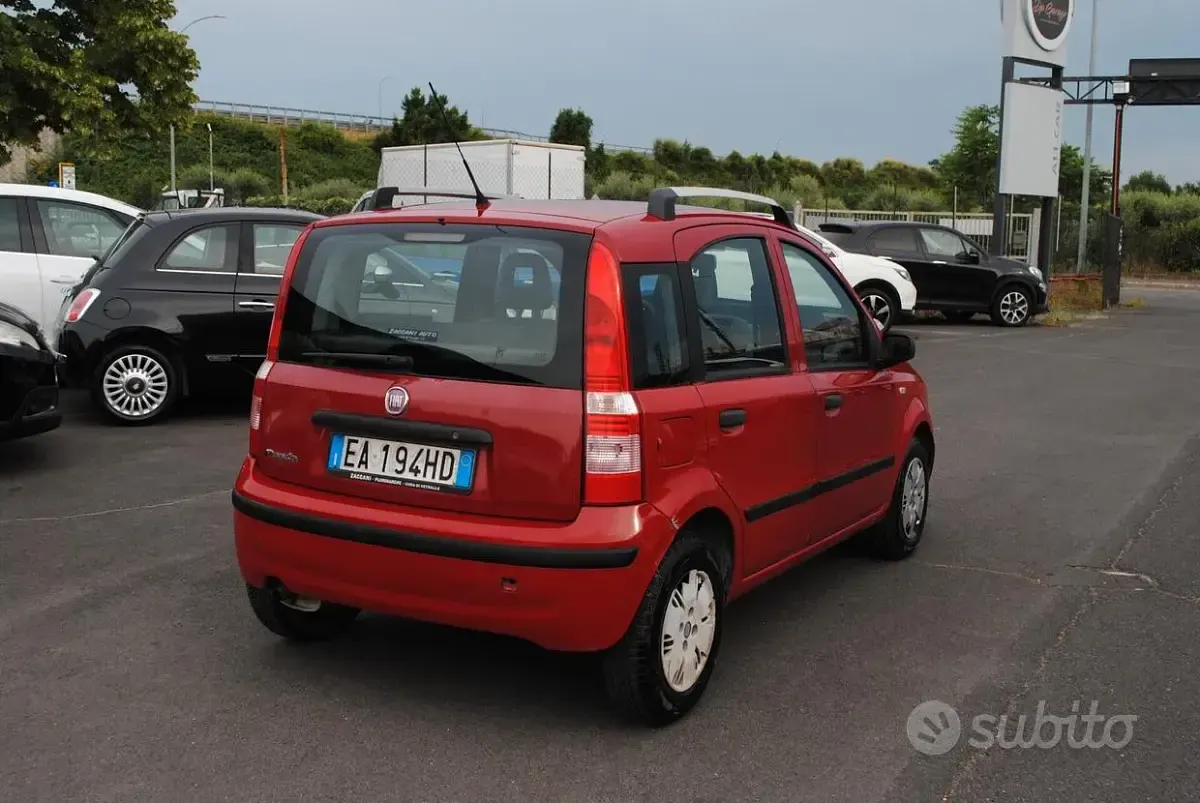 Usata Fiat Panda 69 CV (50 kW) 2010 Rosso Utilitaria