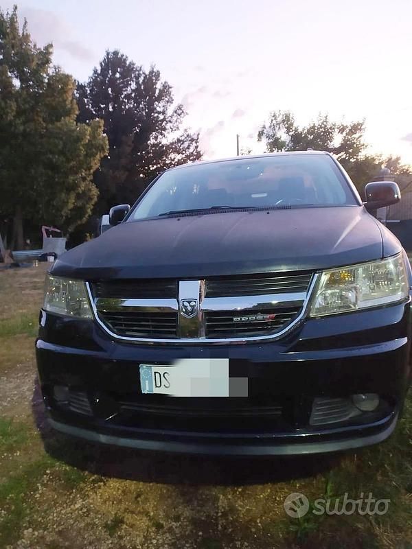 Usata Dodge Journey 140 CV (102 kW) 2008 Nero SUV