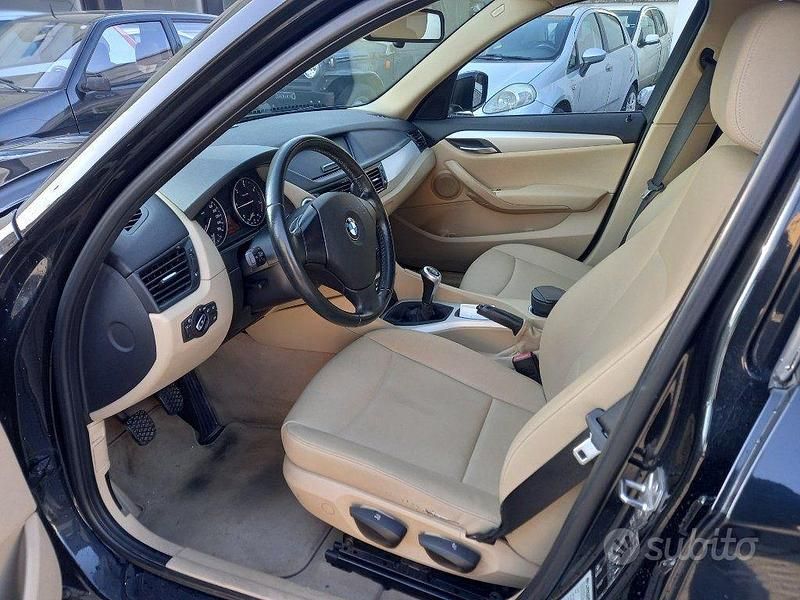 Usado BMW X1 143 HP (105 kW) 2015 Preto SUV