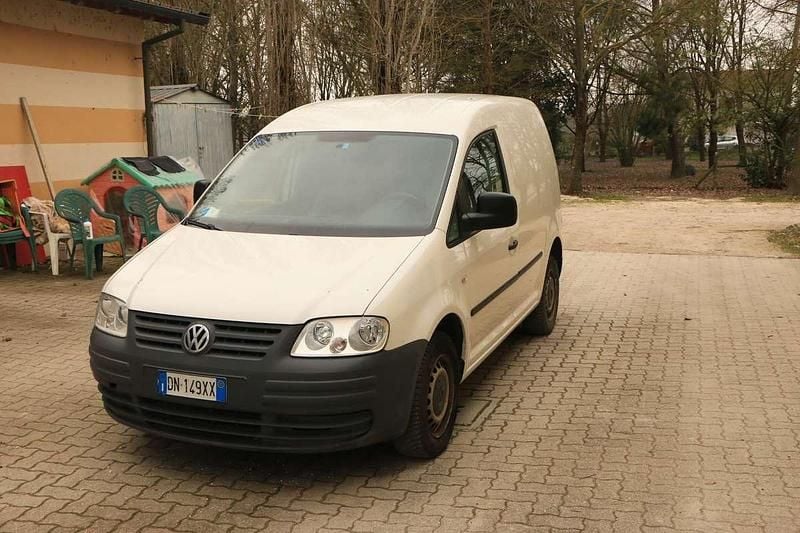 Usata VW Caddy 109 CV (80 kW) 2008 Bianco Monovolume