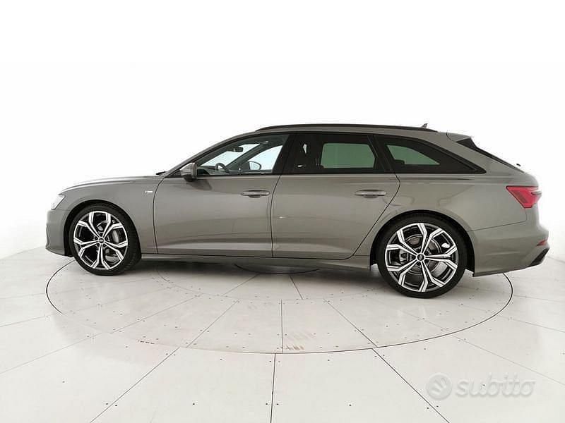 Nuova Audi A6 S-Line 204 CV (150 kW) 2025 Grigio Station wagon