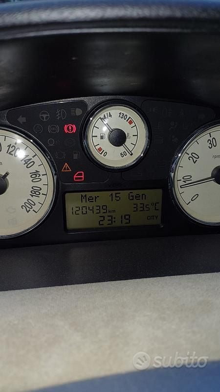 Usata Lancia Ypsilon 75 CV (55 kW) 2005 Nero Utilitaria