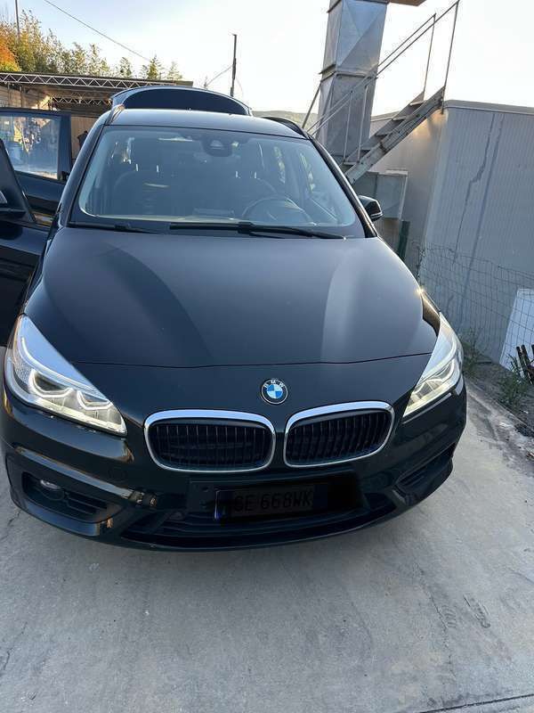 Nero Usata 2018 BMW 218 Active Tourer Advantage Monovolume | 14.780 € (Buon prezzo) - Immagine 1/4
