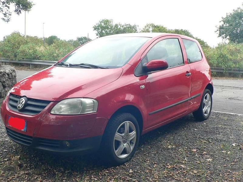 Usata VW Fox Sport 69 CV (50 kW) 2008 Rosso Utilitaria