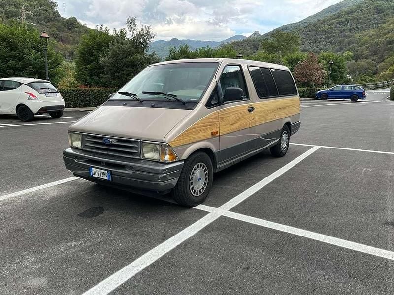 Usata Ford Aerostar 135 CV (99 kW) 1995 Beige Monovolume