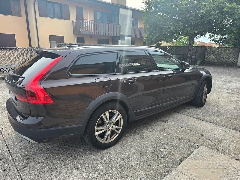 Usata Volvo V90 CC 235 CV (172 kW) 2018 Station wagon