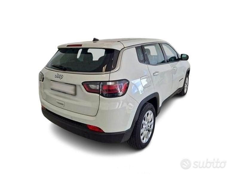 Gebraucht Jeep Compass 131 PS (96 kW) 2022 Weiß SUV