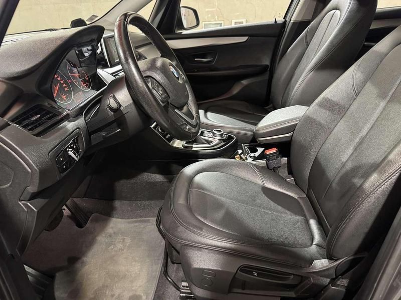 Usata BMW 218 Active Tourer Advantage 150 CV (110 kW) 2016 Grigio Monovolume
