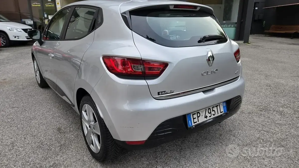 Usata Renault Clio IV 75 CV (55 kW) 2013 Grigio Berlina