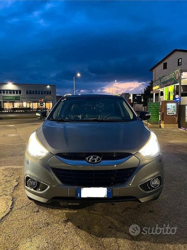 Usata Hyundai ix35 Xpossible 115 CV (84 kW) 2014 Grigio SUV