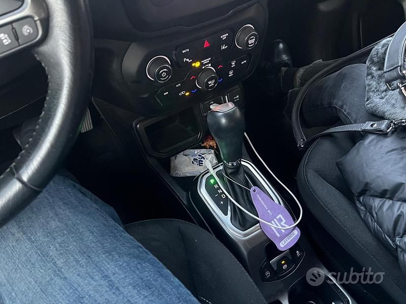 Usata Jeep Renegade Limited 150 CV (110 kW) 2019 Nero SUV