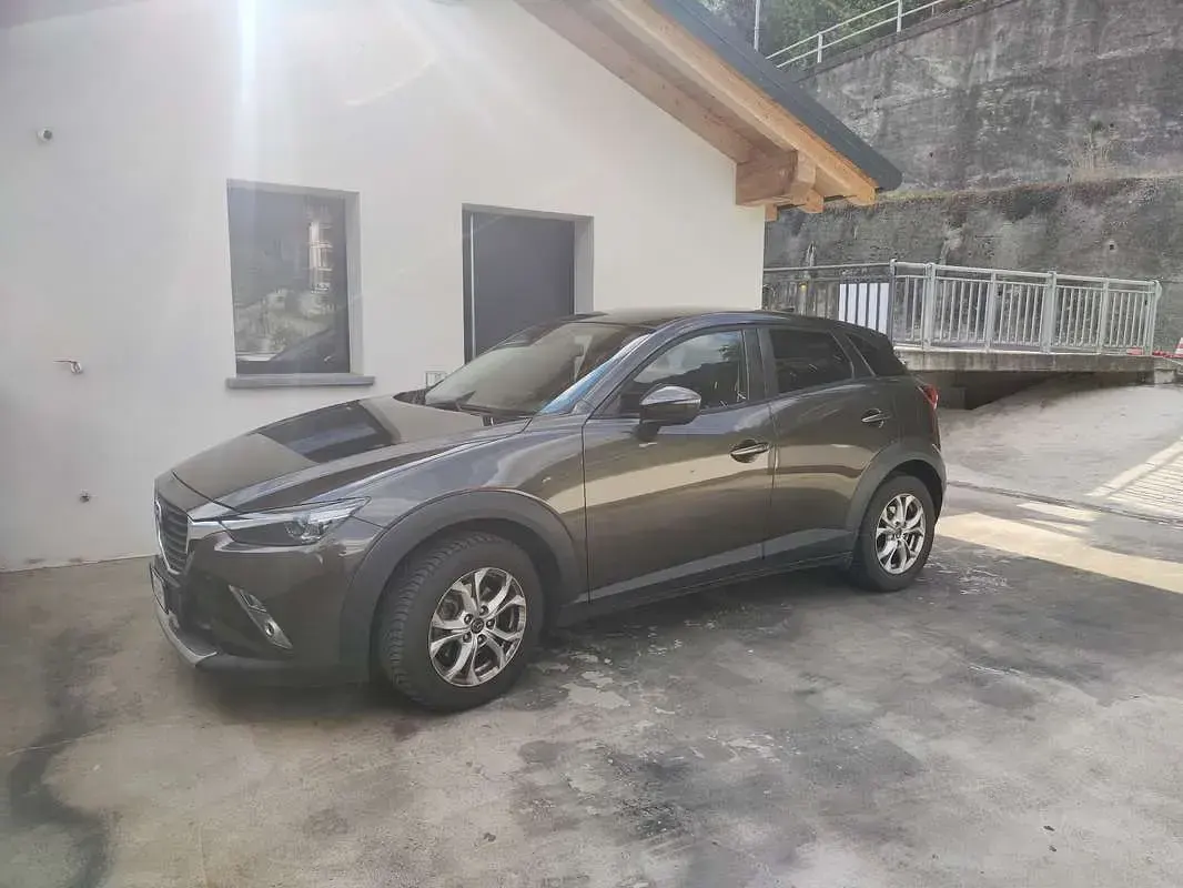 Usata Mazda CX-3 Evolve 105 CV (77 kW) 2016 Marrone SUV