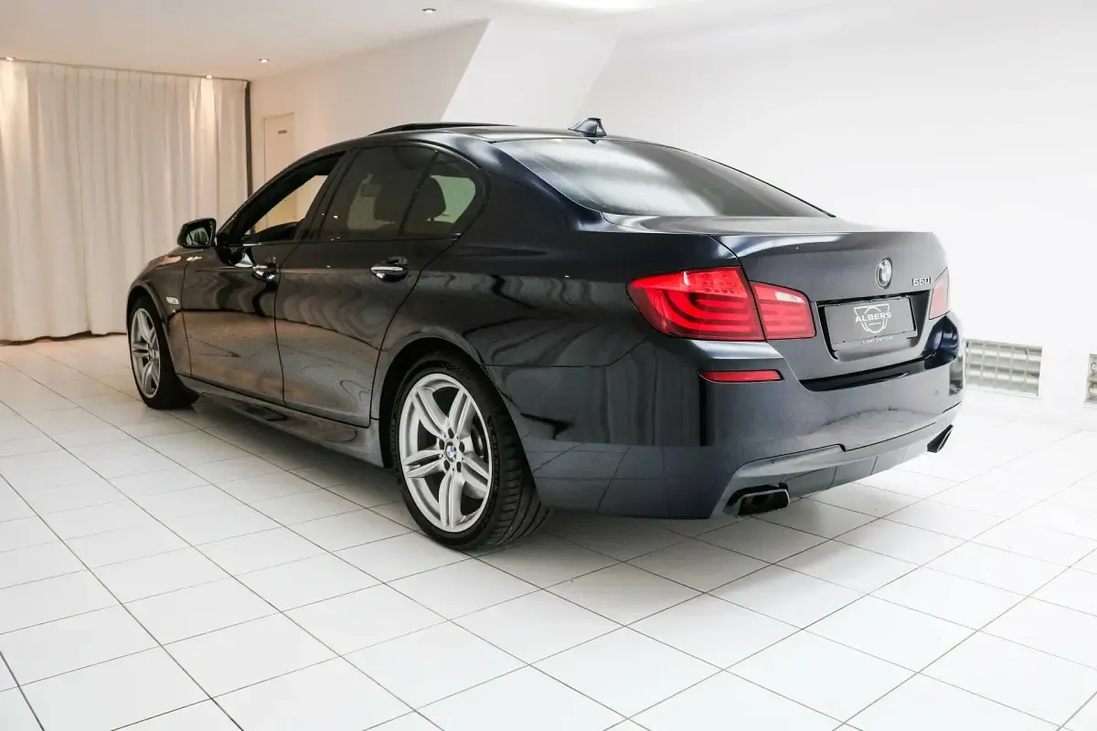 Usata BMW 550 408 CV (300 kW) 2012 Nero Berlina