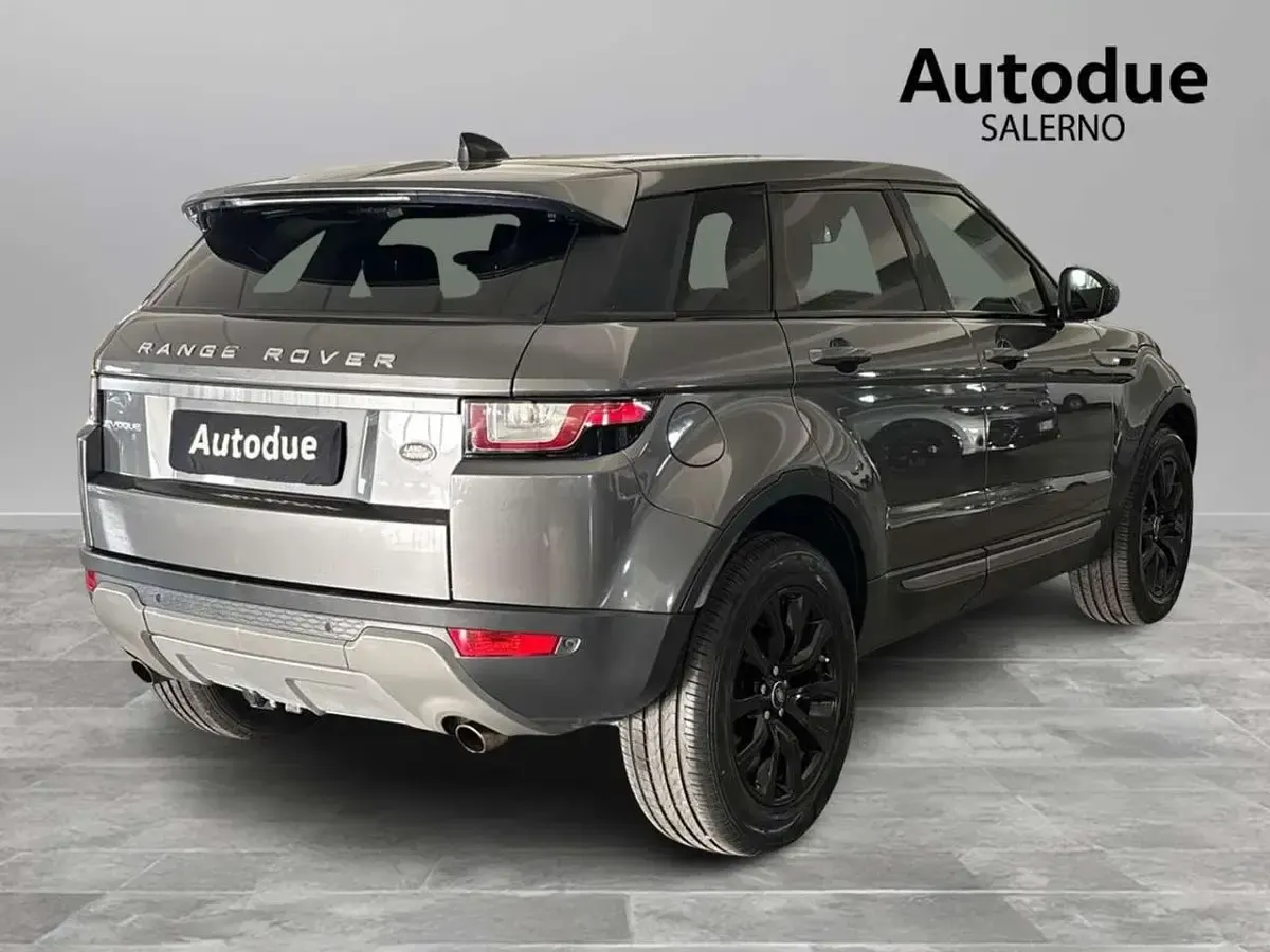 Usata Land Rover Range Rover evoque SE 150 CV (110 kW) 2019 Grigio SUV