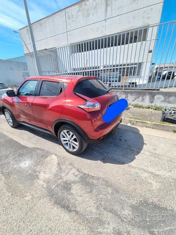 Usata Nissan Juke Tekna 110 CV (80 kW) 2015 Rosso SUV