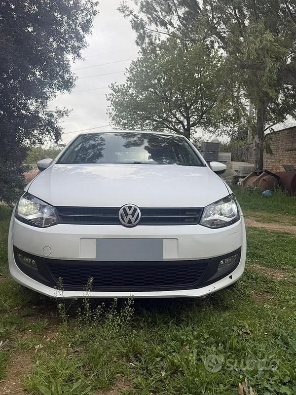 Usata VW Polo 90 CV (66 kW) 2011 Bianco Utilitaria