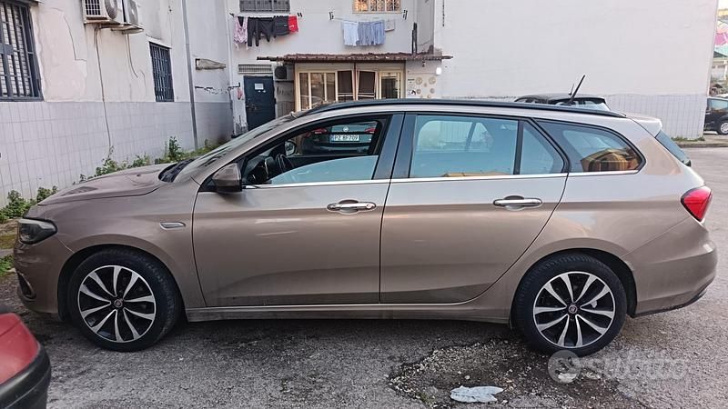 Usata Fiat Tipo 120 CV (88 kW) 2017 Station wagon