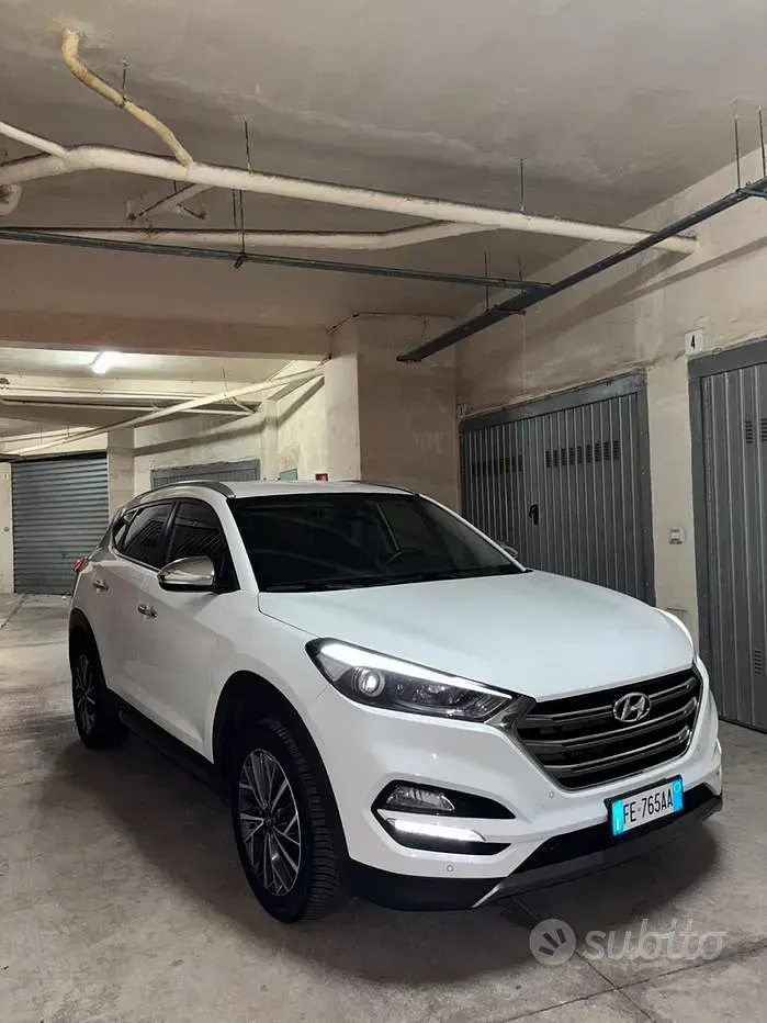 Usata Hyundai Tucson 116 CV (85 kW) 2016 Bianco SUV