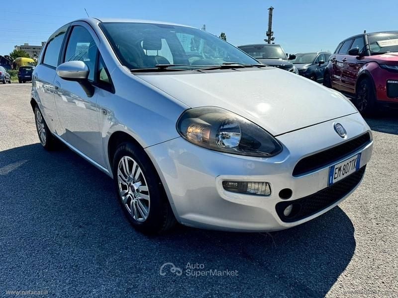 Usata Fiat Punto Pop 85 CV (62 kW) 2012 Argento Utilitaria