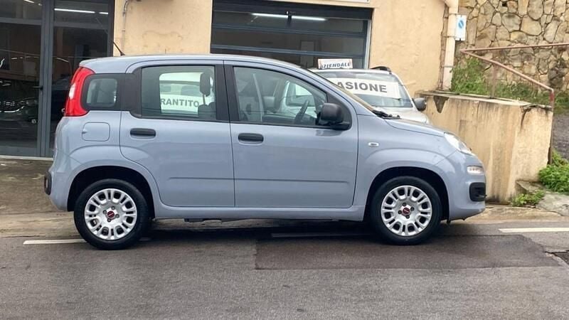Usata Fiat Panda Cross Cross 71 CV (52 kW) 2022 Grigio Utilitaria