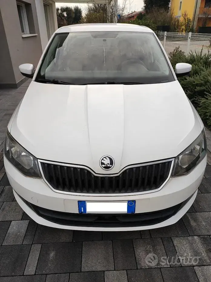 Usata Skoda Fabia Ambition 90 CV (66 kW) 2016 Bianco Berlina