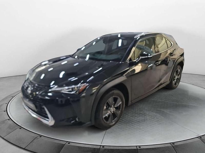 Usata Lexus UX 250h Executive Line 184 CV (135 kW) 2022 Nero SUV