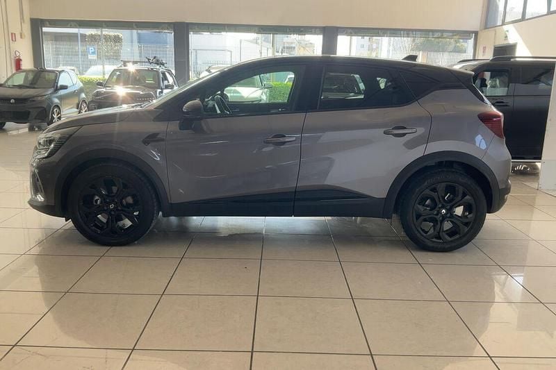Usata Renault Captur Rive Gauche 143 CV (105 kW) 2022 Grigio SUV