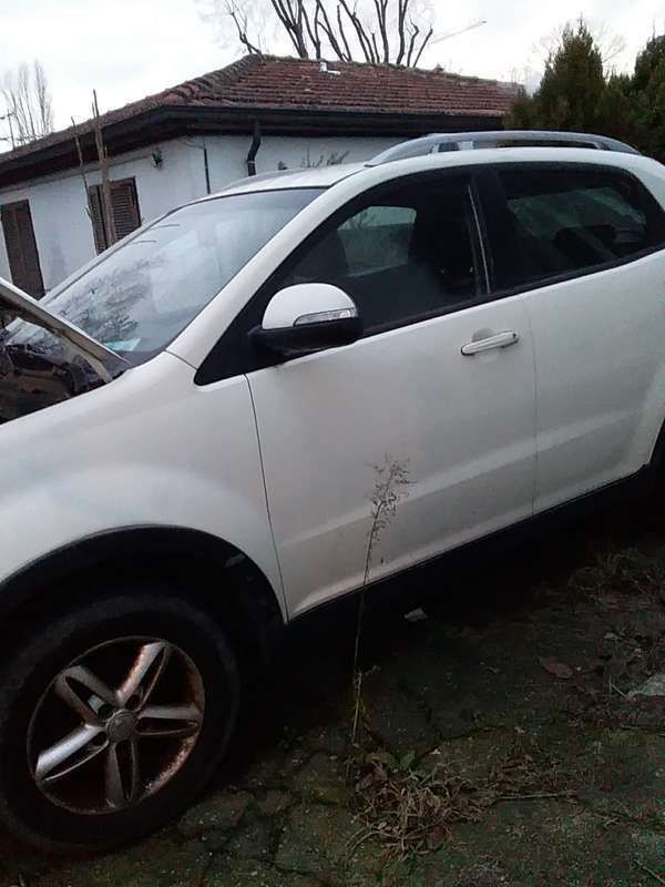 Grigio Usata 2011 Ssangyong Korando SUV | 3500 € (Cara) - Immagine 1/4