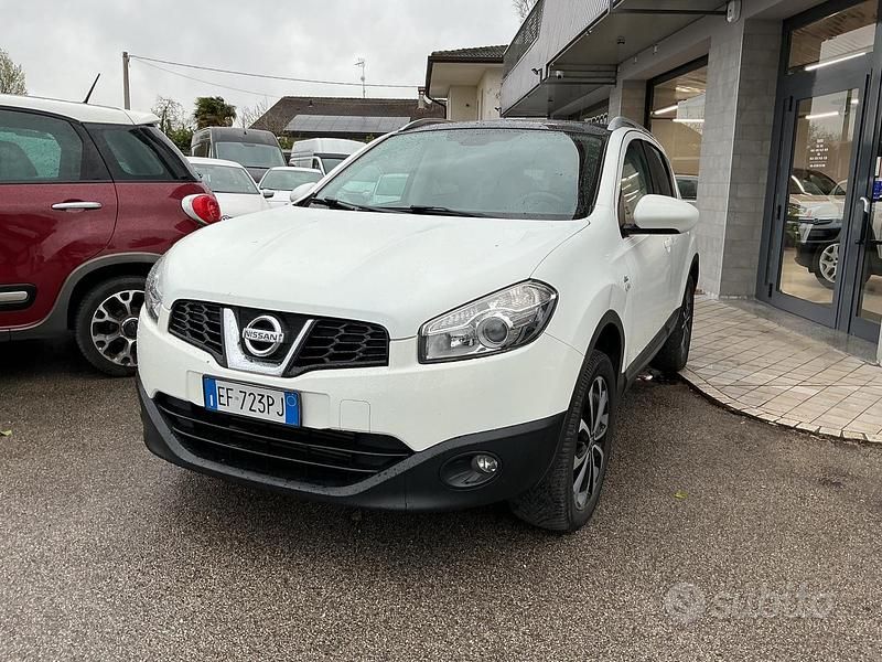 Usata Nissan Qashqai Tekna 110 CV (80 kW) 2011 Bianco SUV