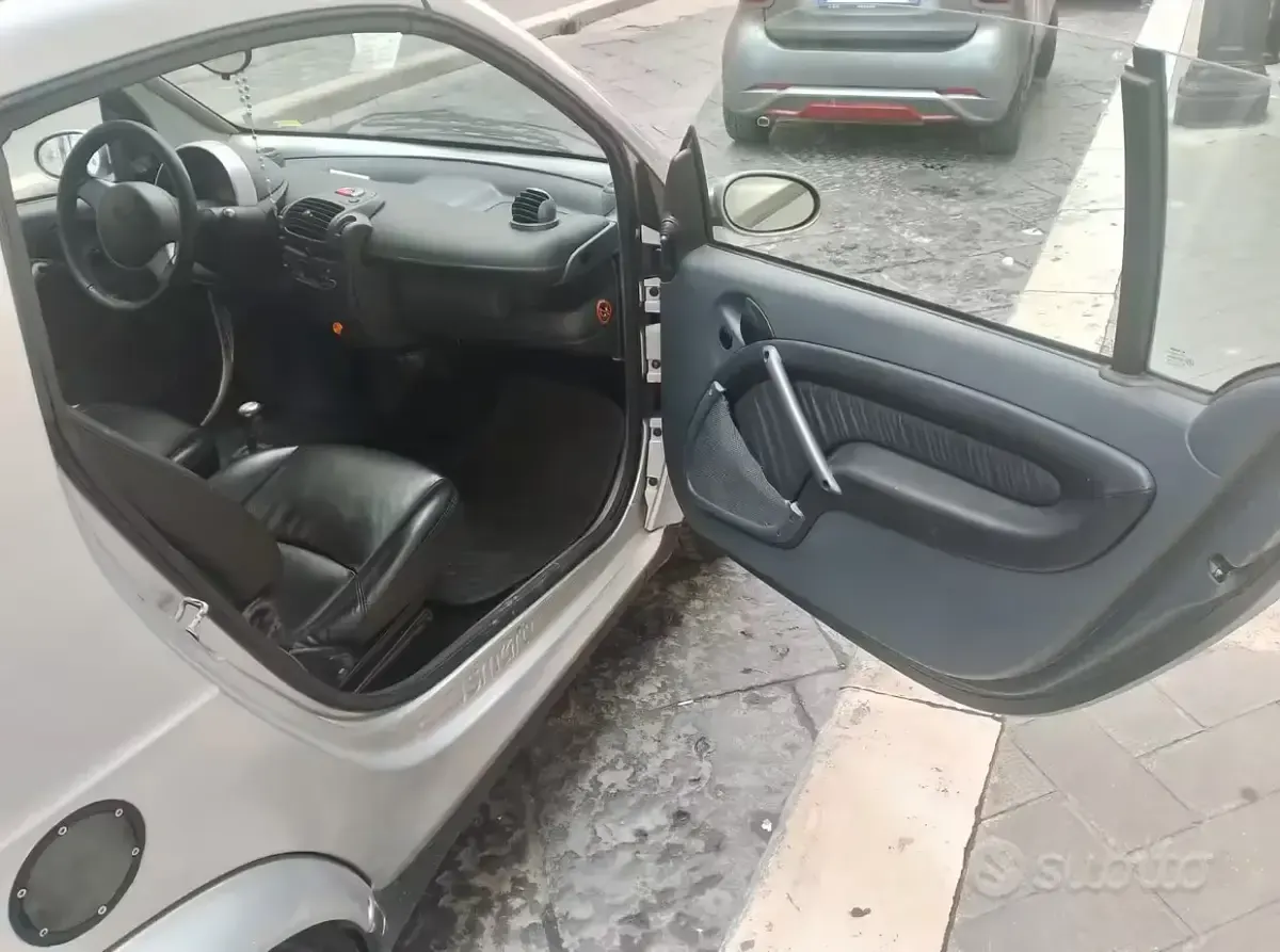 Usata Smart ForTwo Cabrio 41 CV (30 kW) 2007 Grigio Cabrio