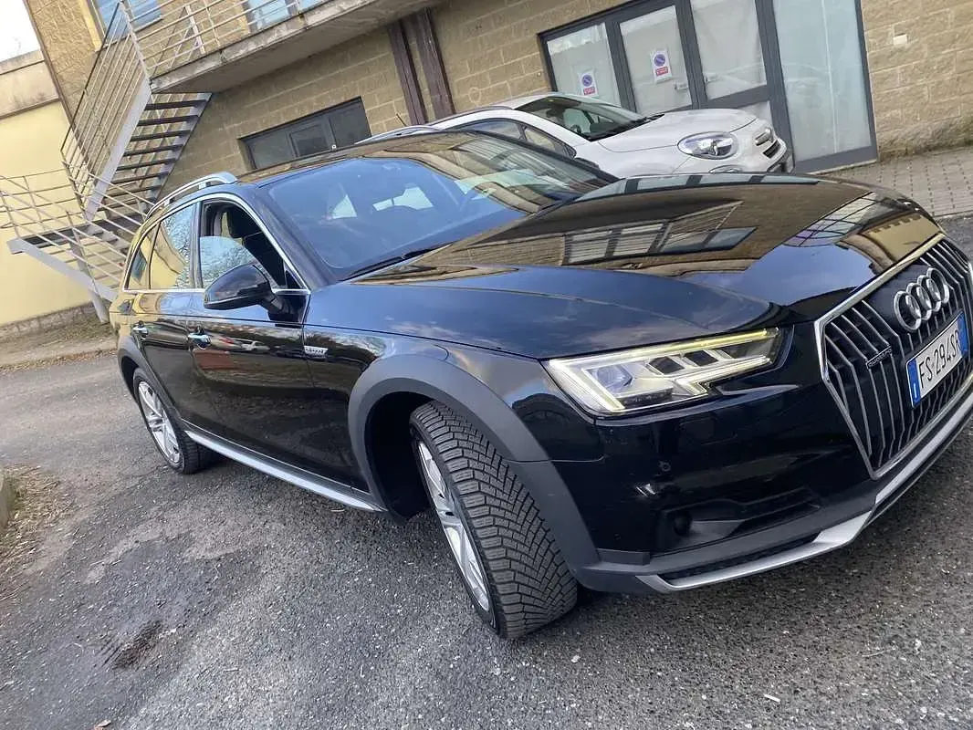 Usata Audi A4 Allroad Ambiente 190 CV (139 kW) 2018 Station wagon