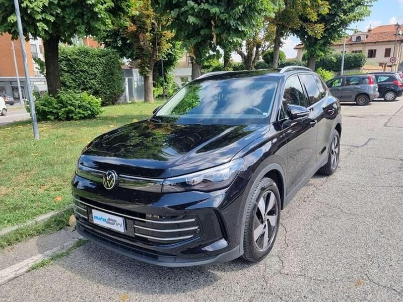 Usata VW Tiguan Elegance 150 CV (110 kW) 2024 Nero SUV
