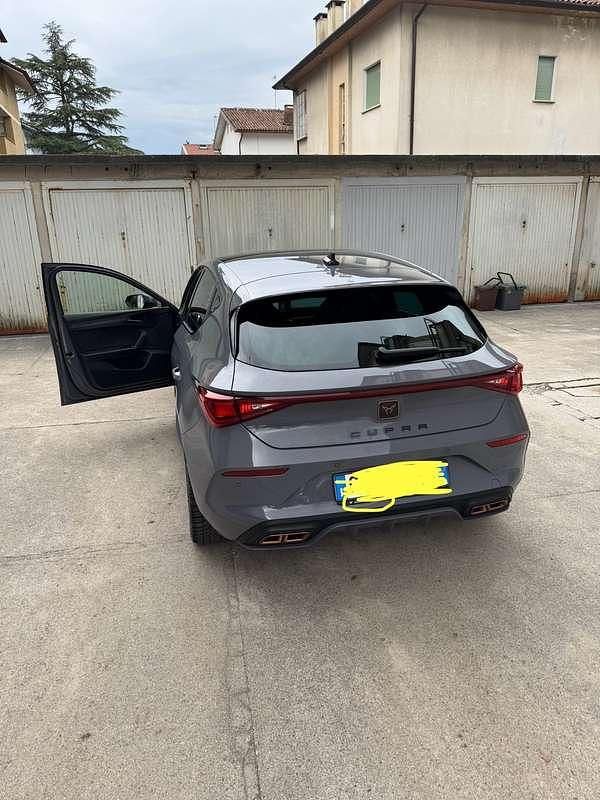Usata Cupra Leon VZ2 150 CV (110 kW) 2020 Berlina