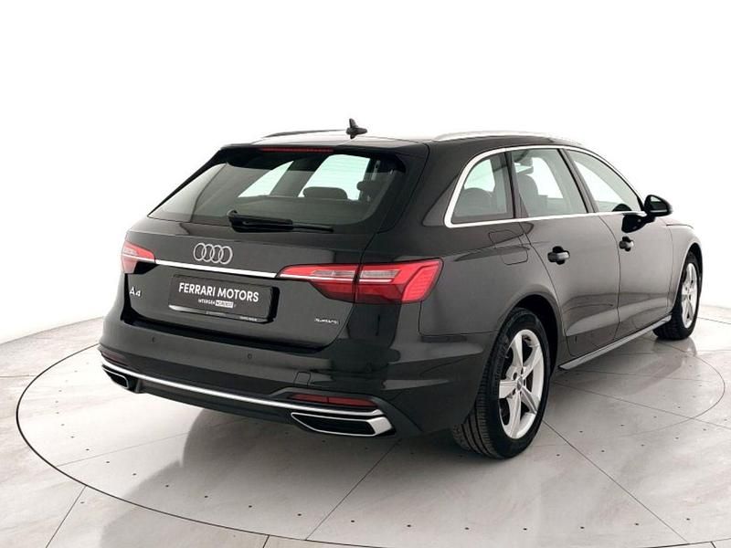 Begagnad Audi A4 Advanced 190 HK (139 kW) 2019 Svart Kombi