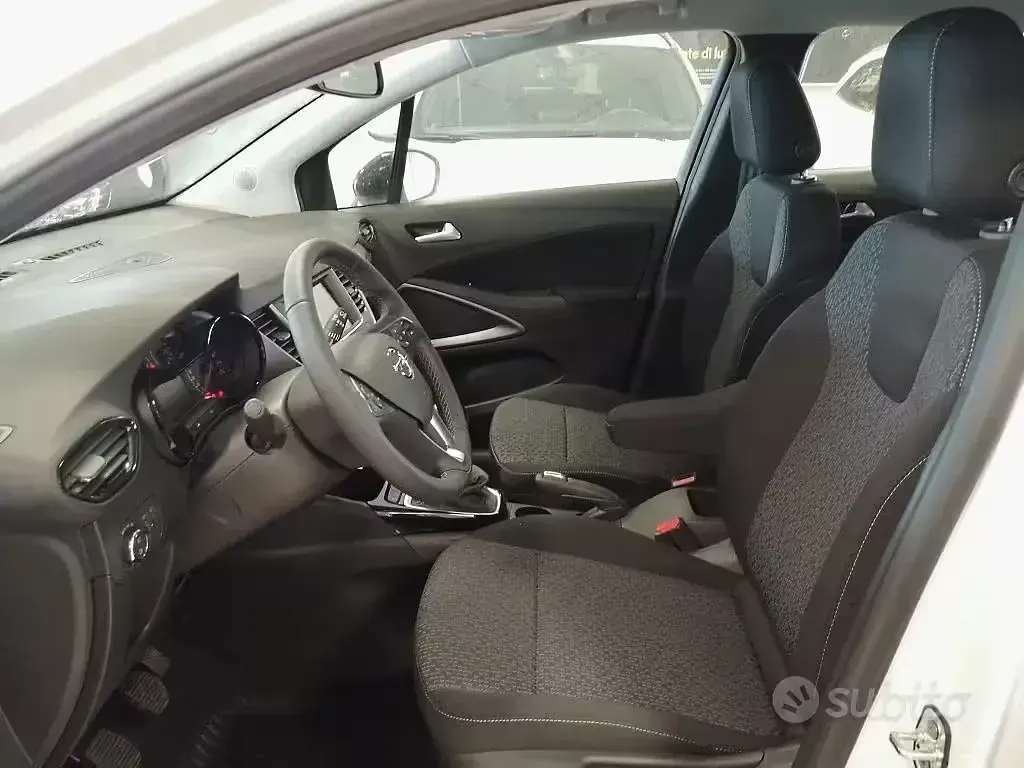 Usata Opel Crossland Edition 110 CV (80 kW) 2022 Bianco SUV